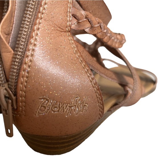 Blowfish Girls Summer Strap Sandal, Light Brown/Dark Tan Color, Size Big Kid 6 - Picture 9 of 15